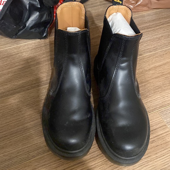 Dr martens Chelsea boots - Picture 3 of 4